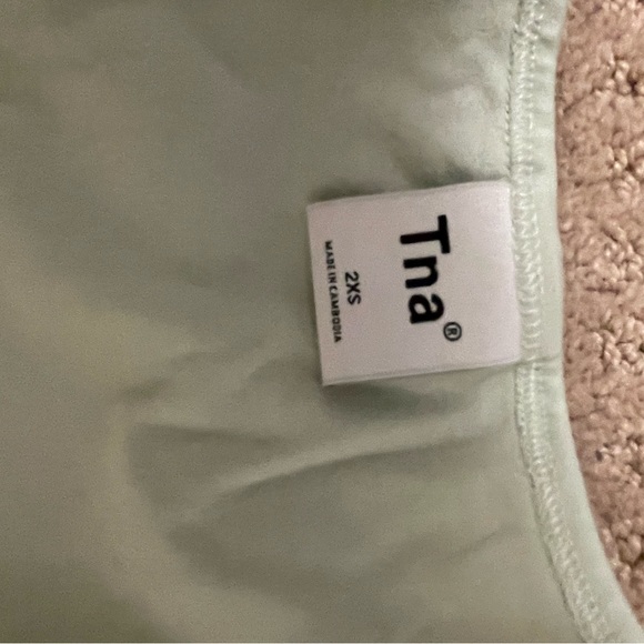 TNA SIZE XS TOP - Picture 3 of 3